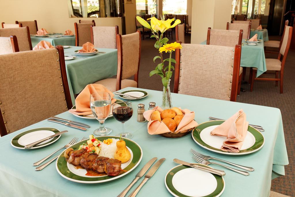 קוצ'במבה Hotel Diplomat מראה חיצוני תמונה